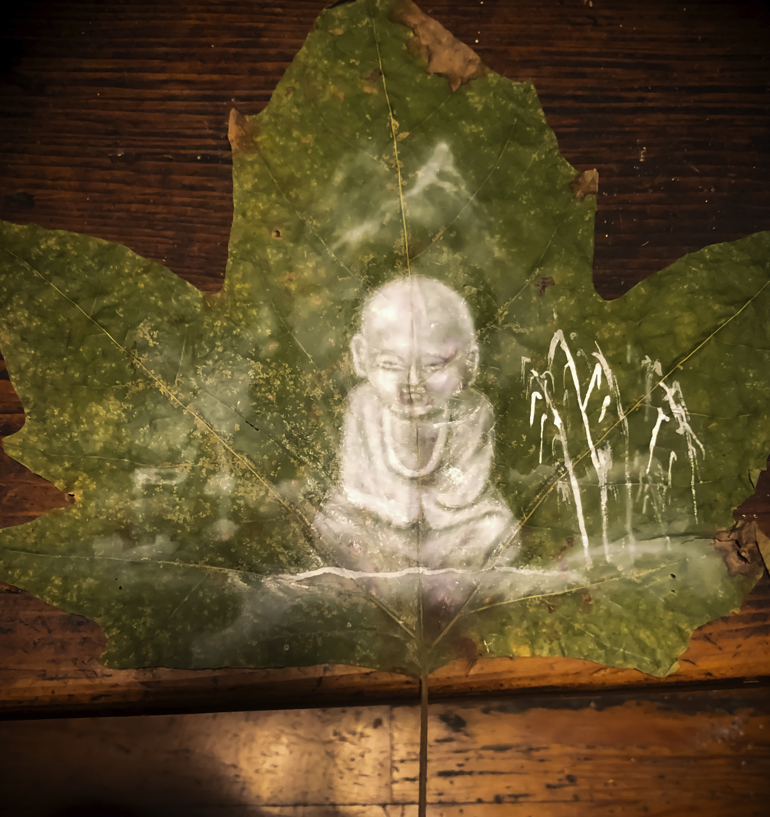 peinture sur feuille arbre Bouddha peinture sur feuille arbre, aérographe, Bouddha lumière dans jungle #decorshd