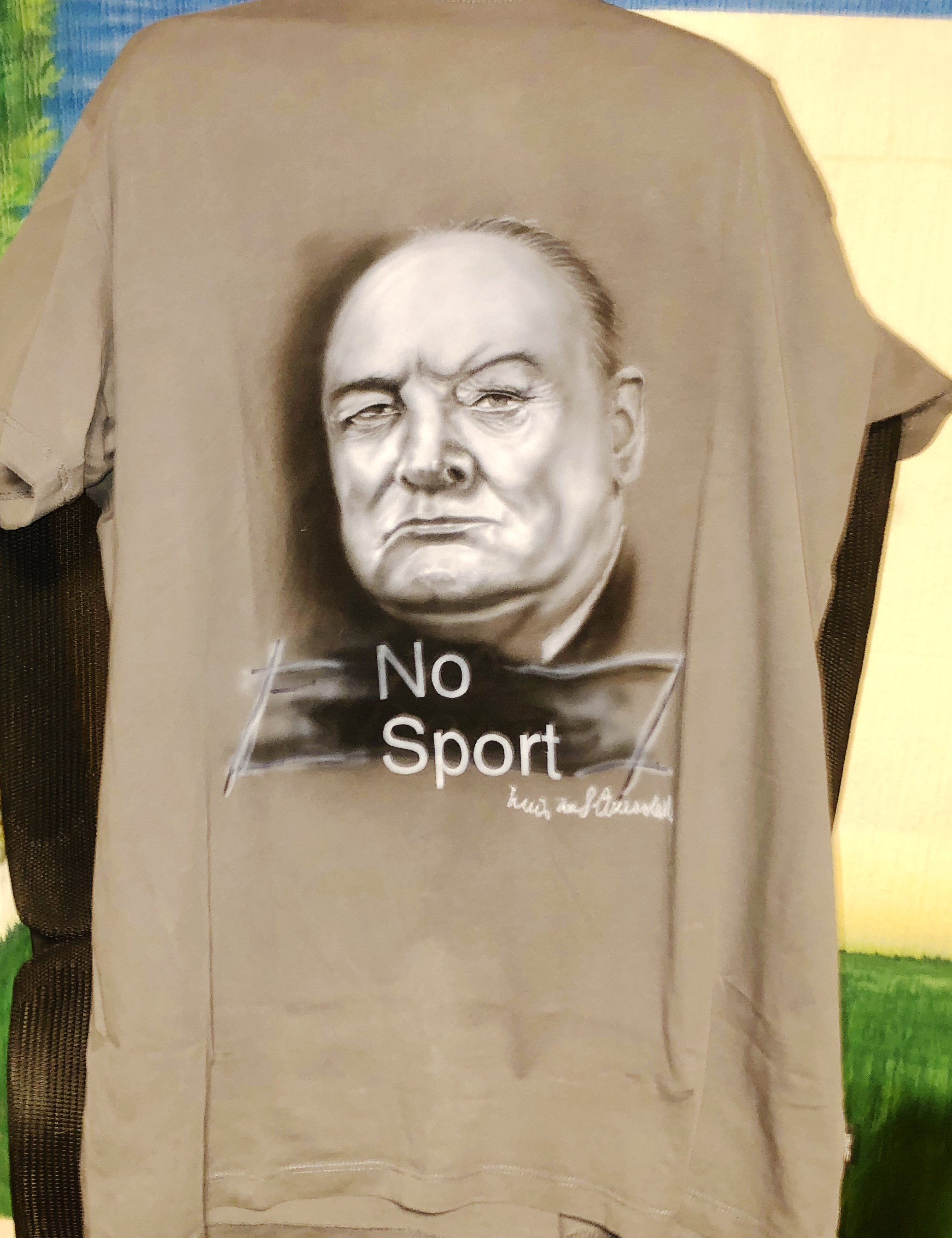 peinture sur tissus, tee shirt, Churchill, No Sport peinture aérographe sur tissus, tee shirt, portrait Churchill, No Sport #decorshd